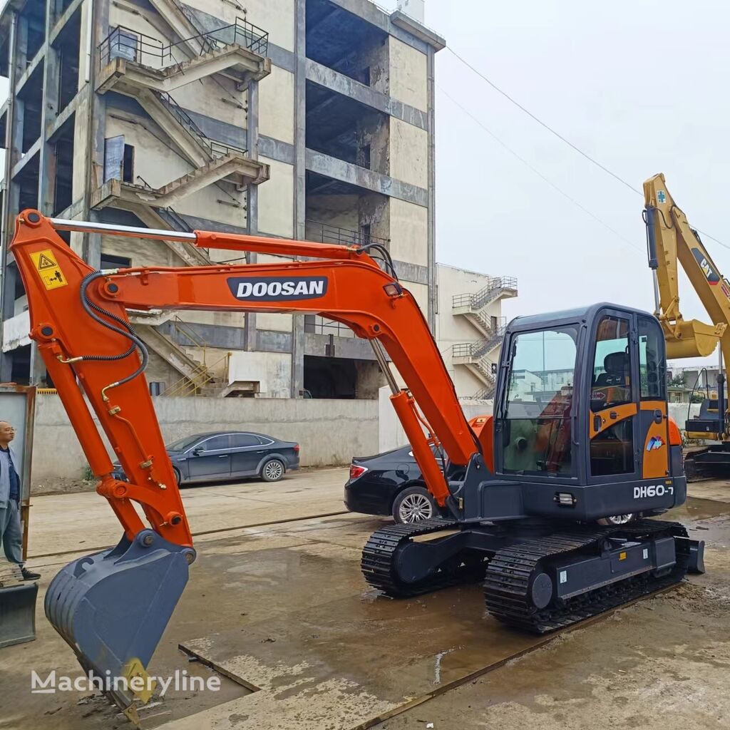 Doosan DH60 mini excavator