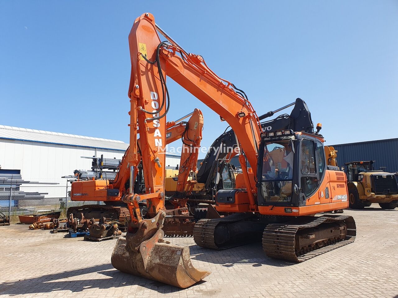 mini-pelle Doosan DX140LC-3