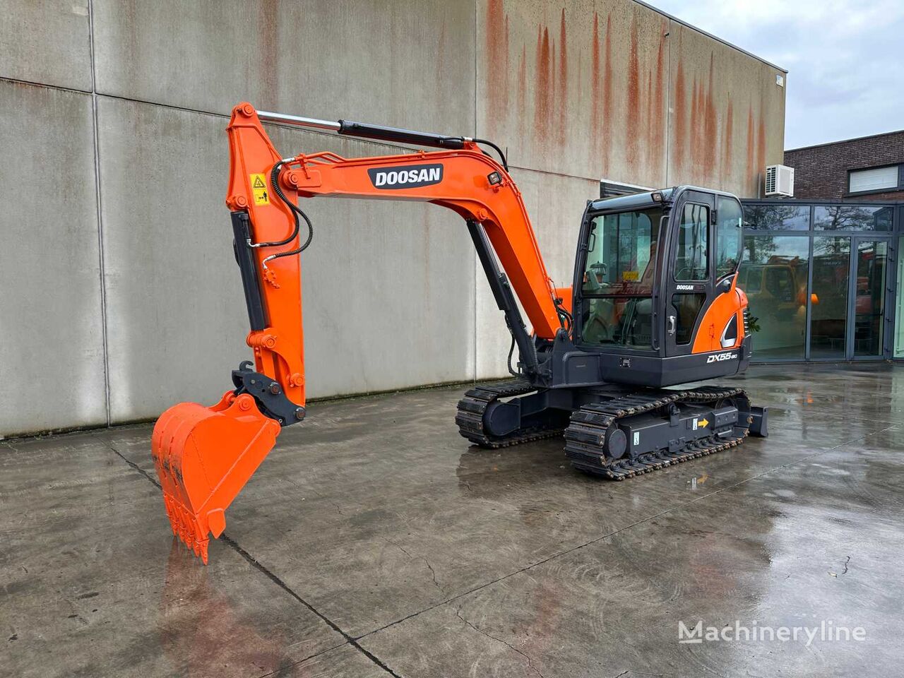 حفارة صغيرة Doosan DX55-9C