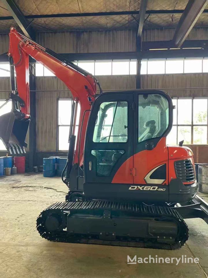 mini-pelle Doosan DX60