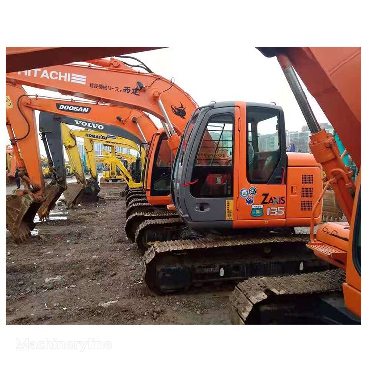 Hitachi ZX135 minigraver