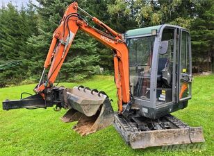 Hitachi ZX18CLR, kallistuva liitin, 3 kauhaa, hara miniexcavadora