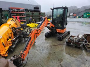 Hitachi ZX26U miniexcavadora