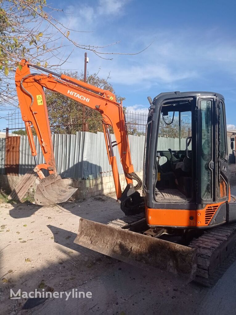 Hitachi ZX35U-2 miniexcavadora