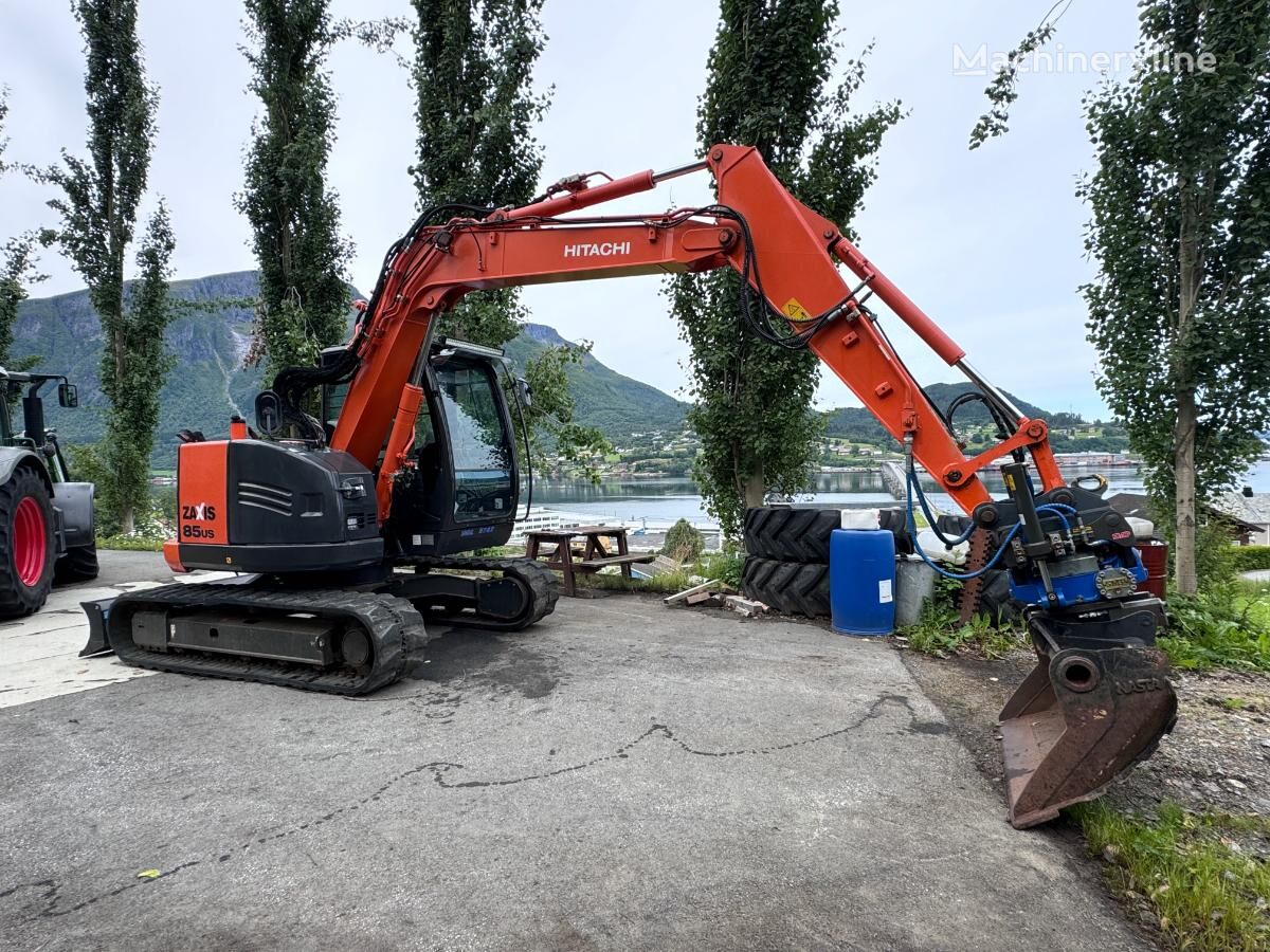 Hitachi ZX85US-5A mini excavator