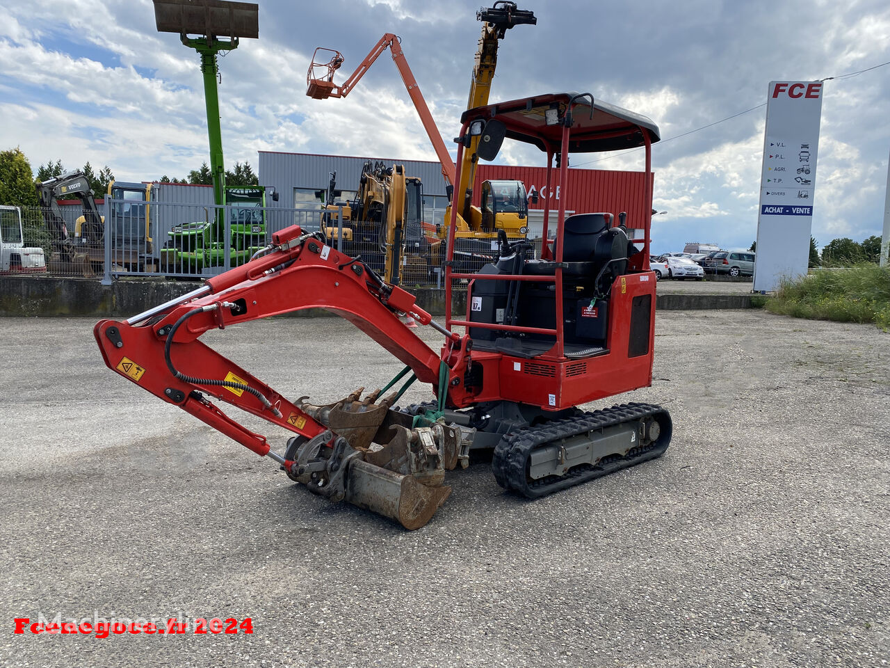 JCB 19C1-E Electrique Zéro Emission Origine Française  mini bager nakon udesa