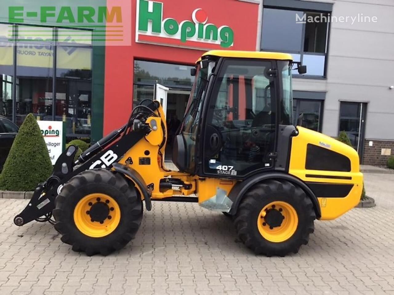 мини багер JCB 407