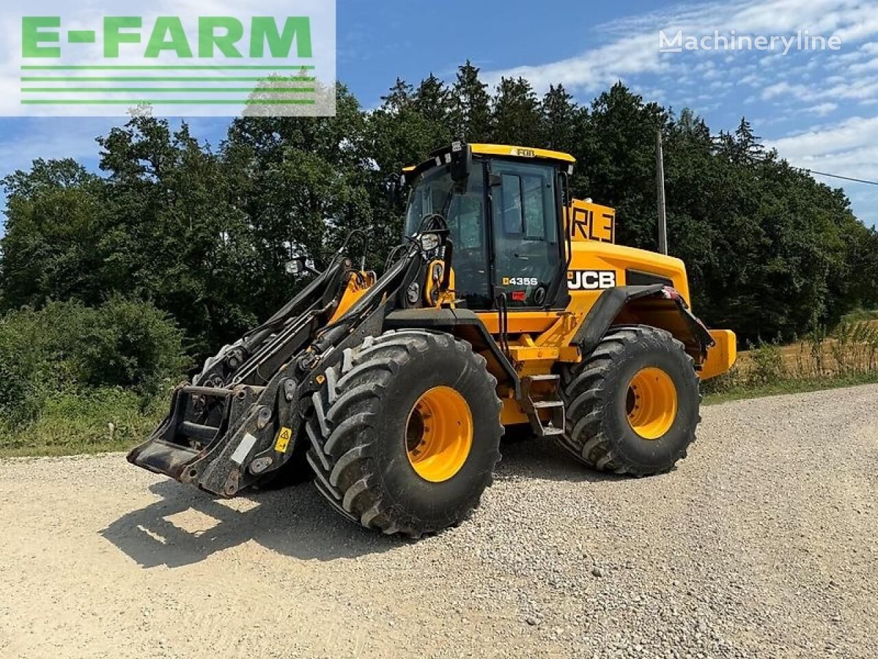 JCB 435s agri mini excavator