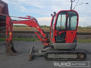 حفارة صغيرة JCB 8025