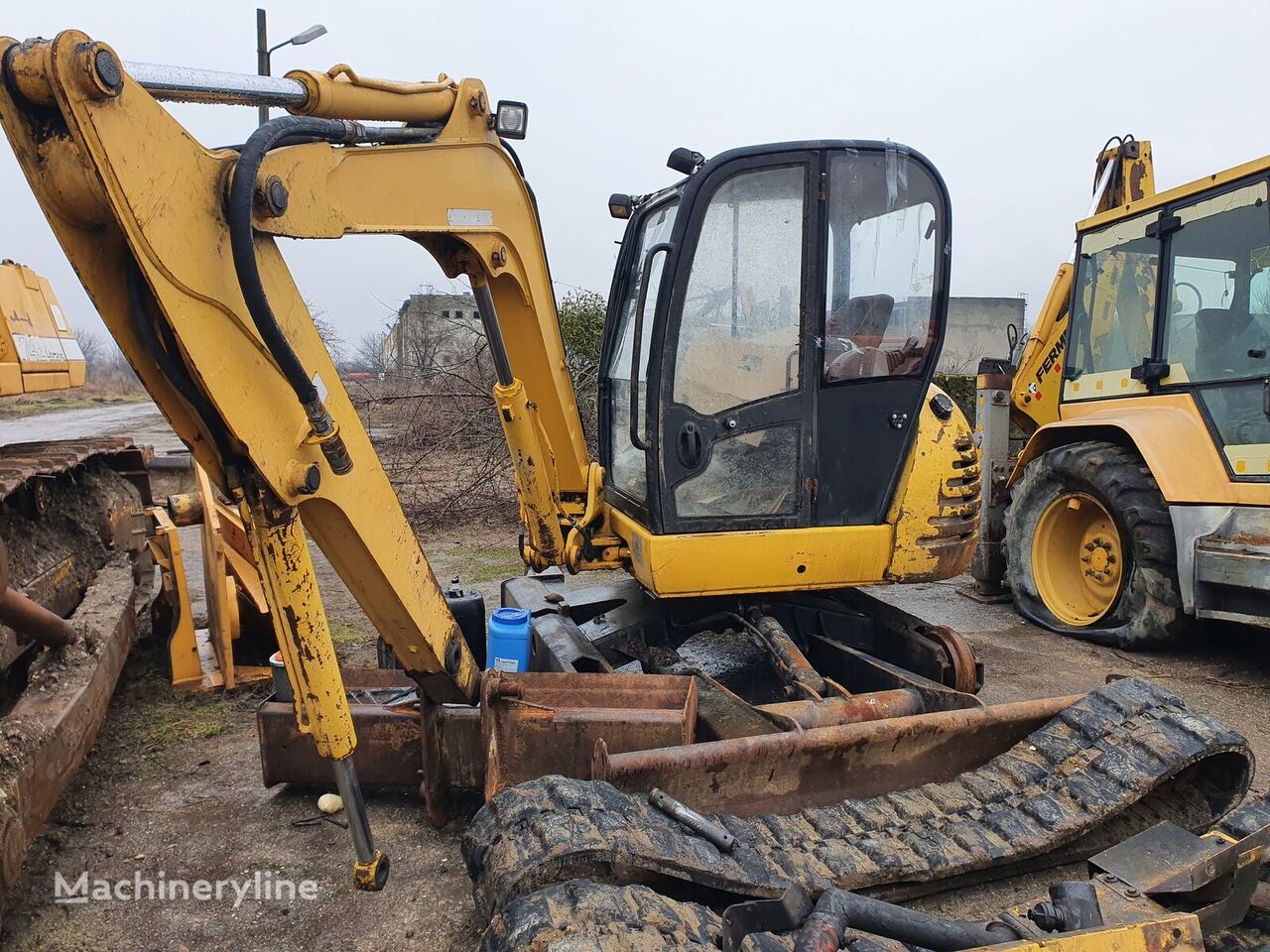 мини багер JCB 8052 за делови