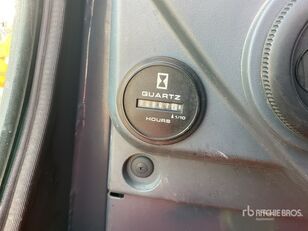 حفارة صغيرة Kobelco SK60-8