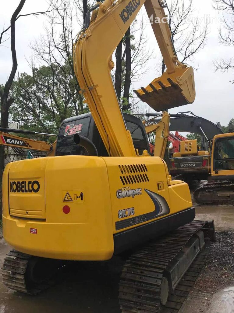 miniexcavator Kobelco SK75