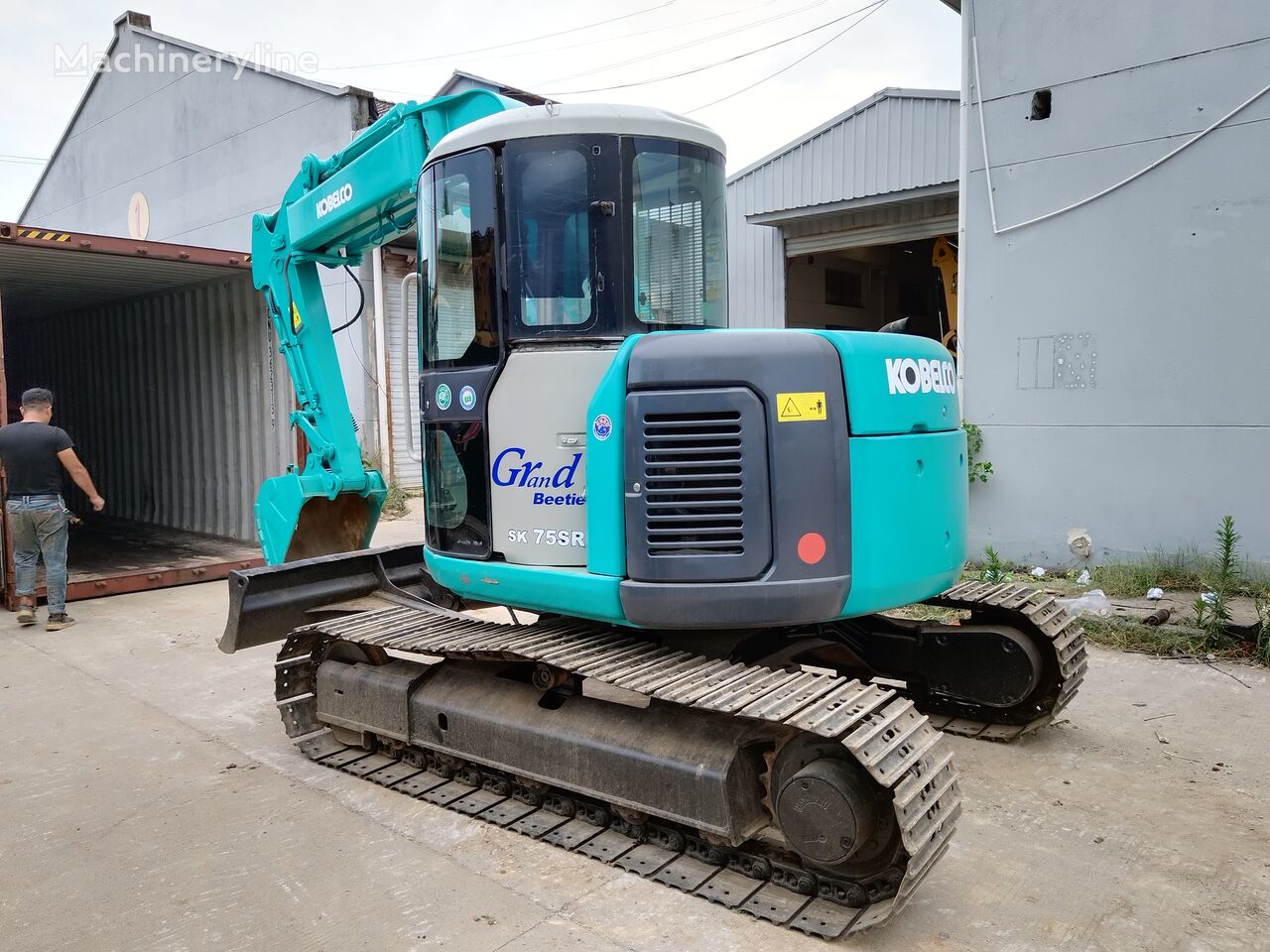 Kobelco SK75 mini excavator