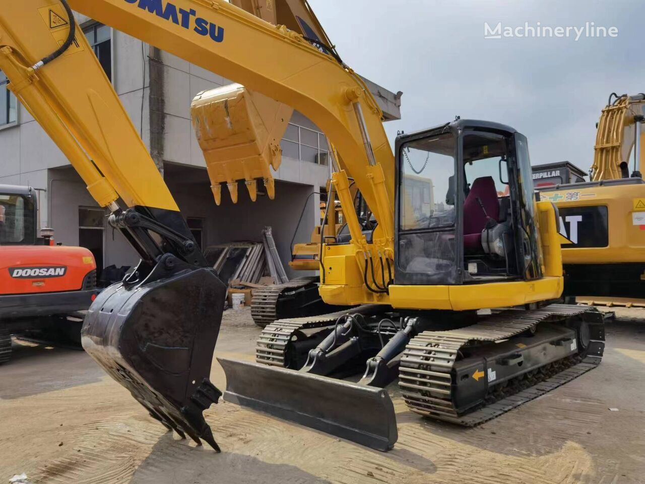 Komatsu PC128 mini excavator