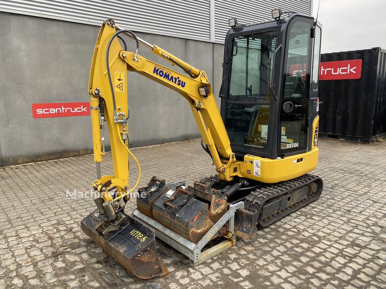 Komatsu PC16R-3HS PROP mini excavator