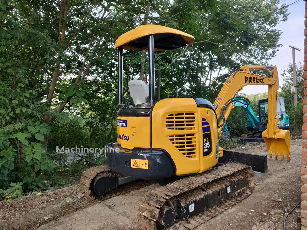 Komatsu PC35 minigraver - Machineryline