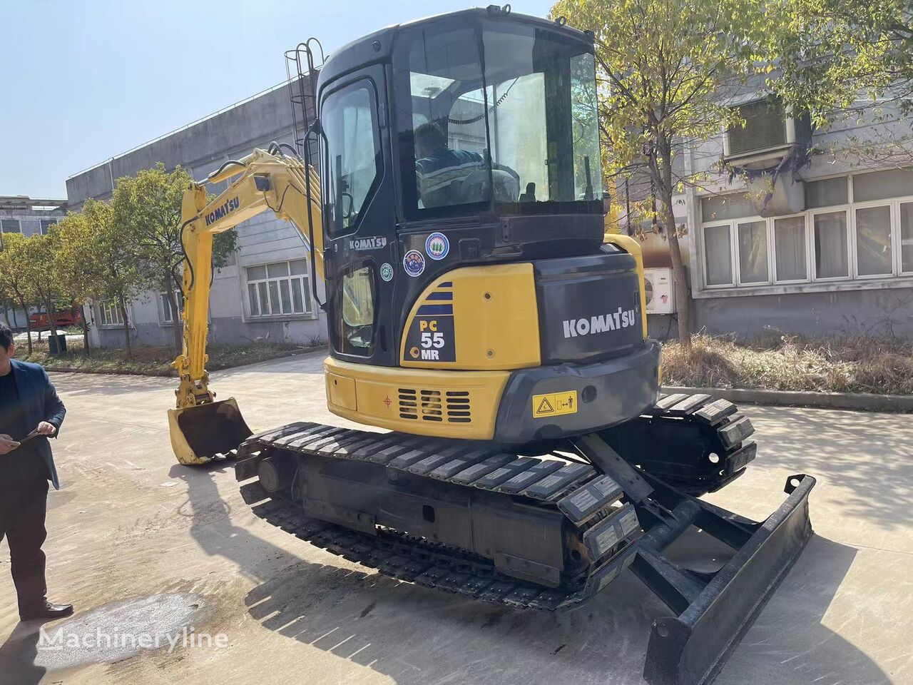 mesin penggali mini Komatsu PC55MR