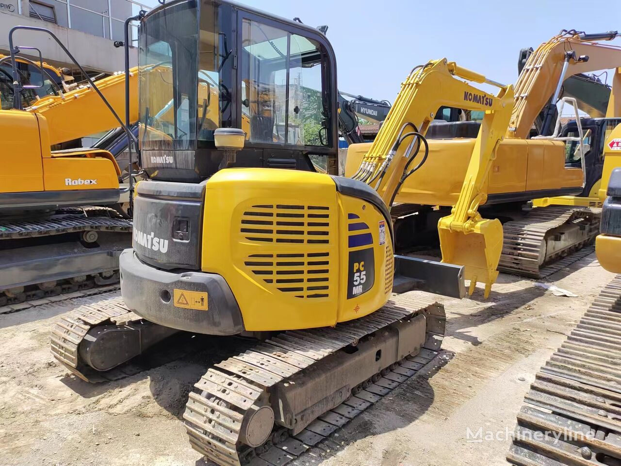 حفارة صغيرة Komatsu PC55MR