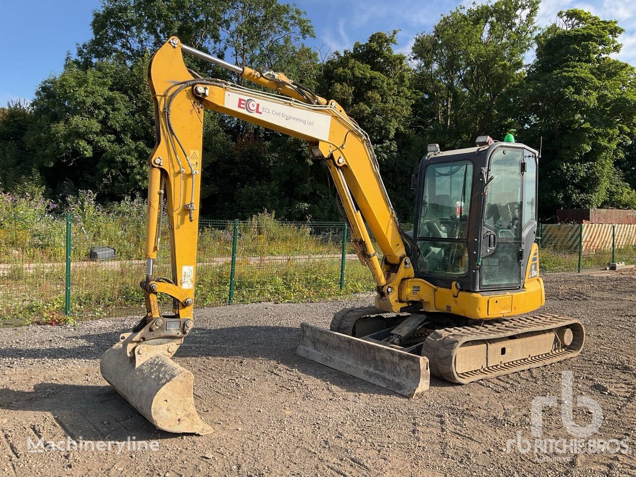 Komatsu PC55MR-5 miniexcavadora