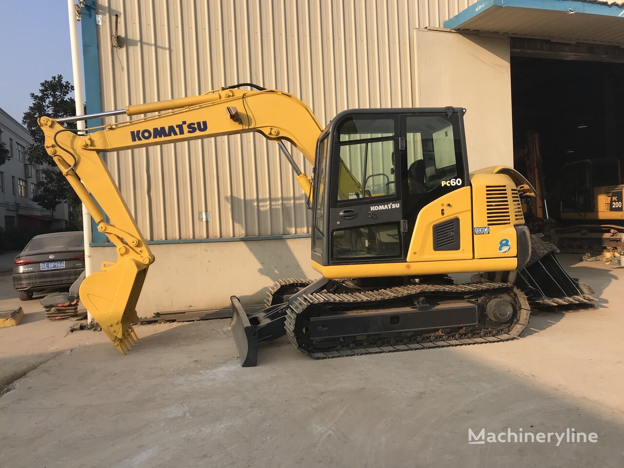 mini-pelle Komatsu PC60-8