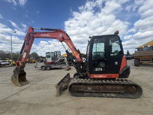 mini-pelle Kubota KX-080-4