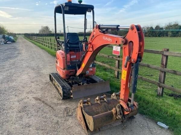 Miniexcavator Kubota U 17-3 - Machineryline