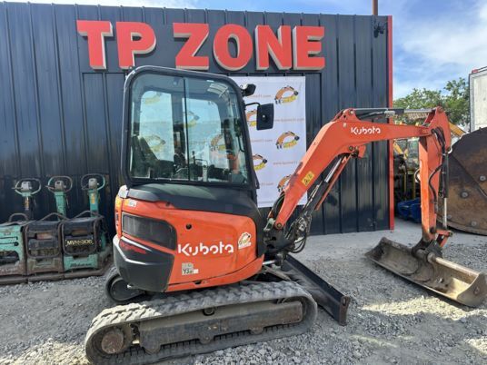 Kubota U27-4 mini excavator