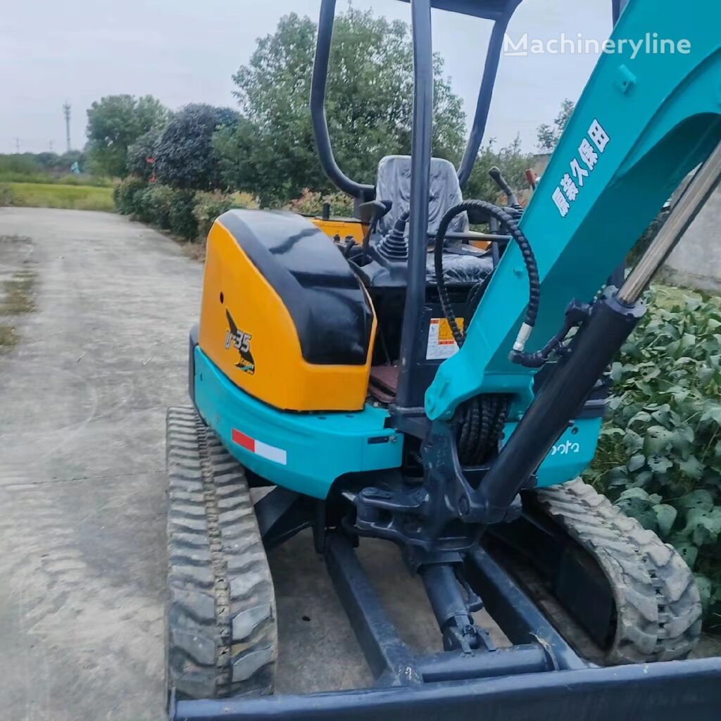 мини-экскаватор Kubota U35