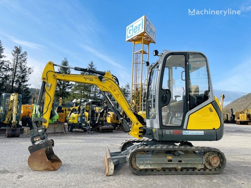 Neuson ET24 miniexcavadora