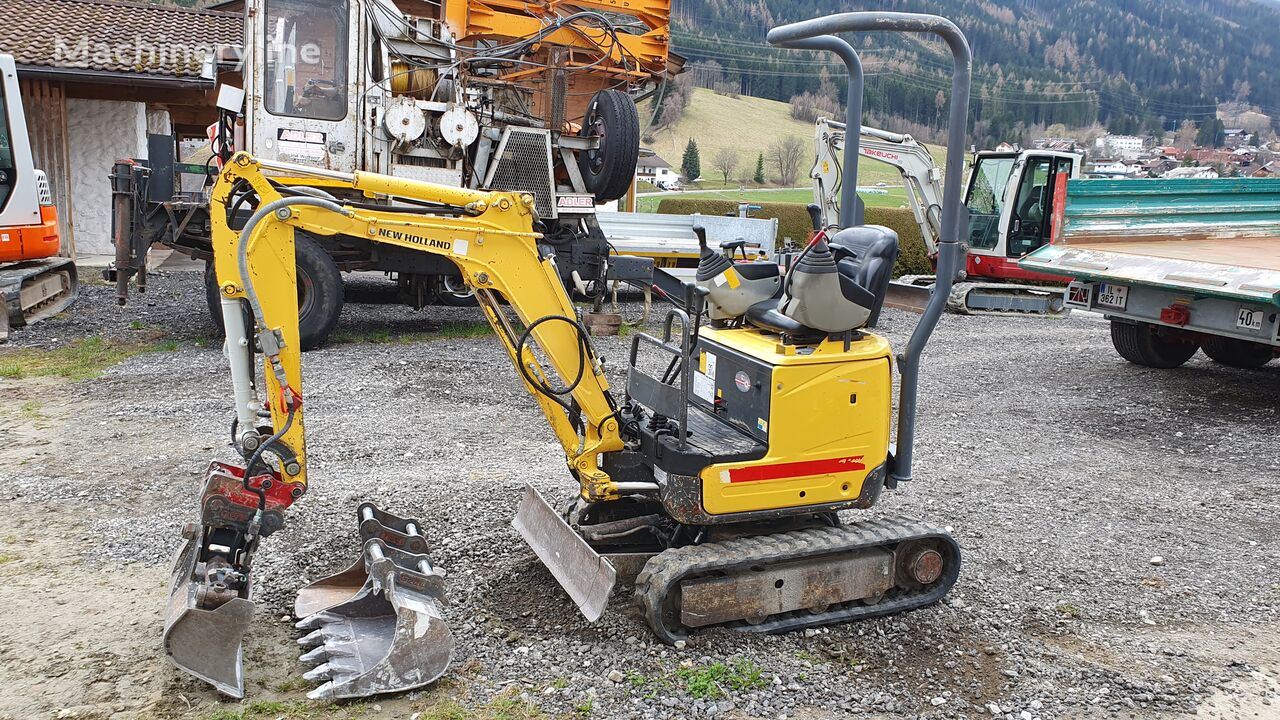 New Holland E10 SR Kobelco minigraver