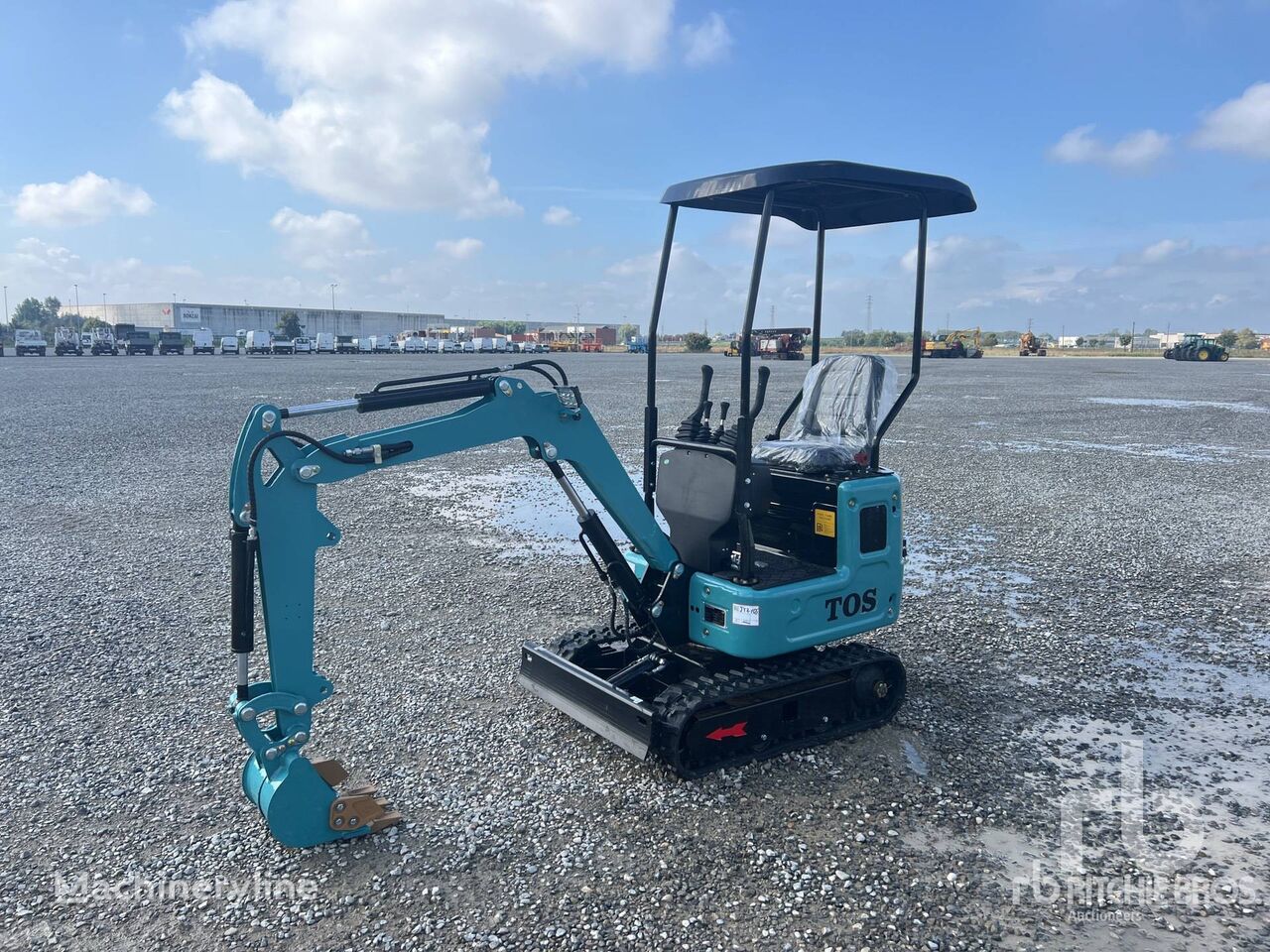 new TOS R319 (Unused) mini excavator