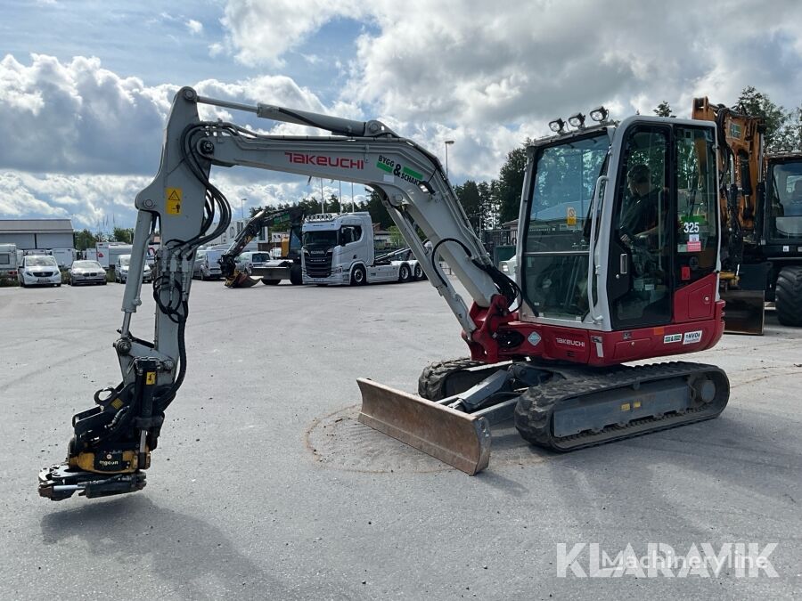 Takeuchi TB 240 miniexcavadora