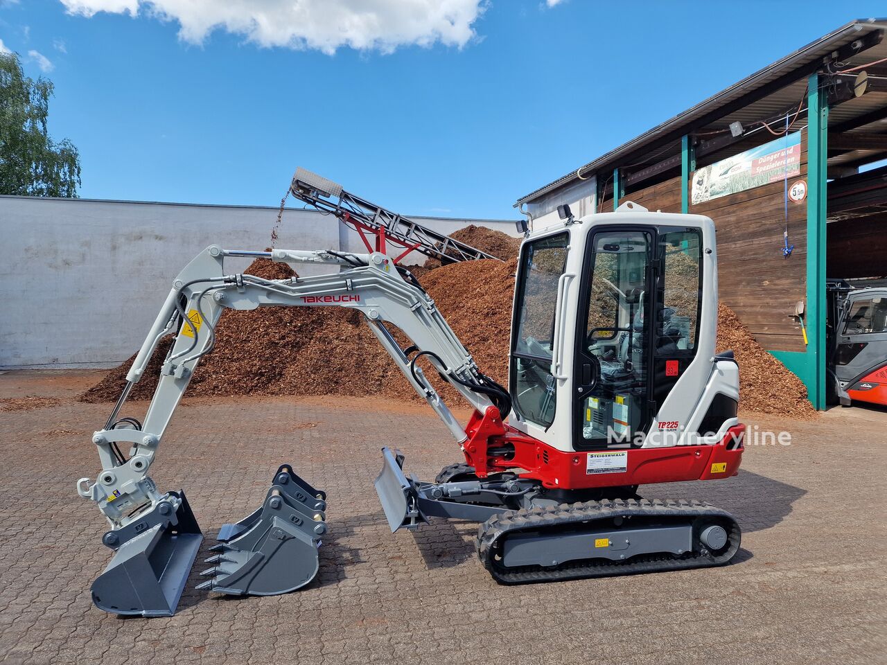 Takeuchi TB225 V3 Powertilt 3 Löffel mini excavator - Machineryline