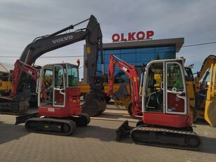 mesin penggali mini Volvo ECR25D