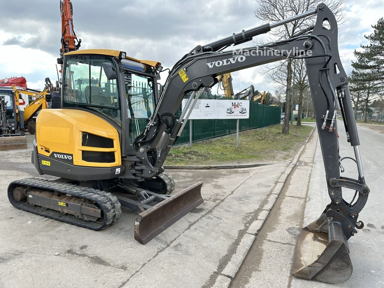 Volvo ECR40D *1517h* - FULL HYDR - HYDR QUICK HITCH - BE MACHINE miniexcavadora