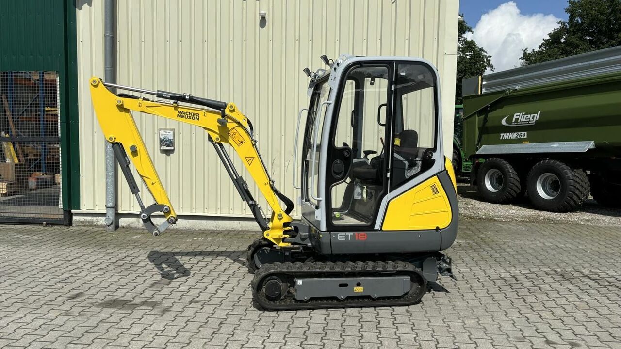 neuer Wacker ET 18 Minibagger