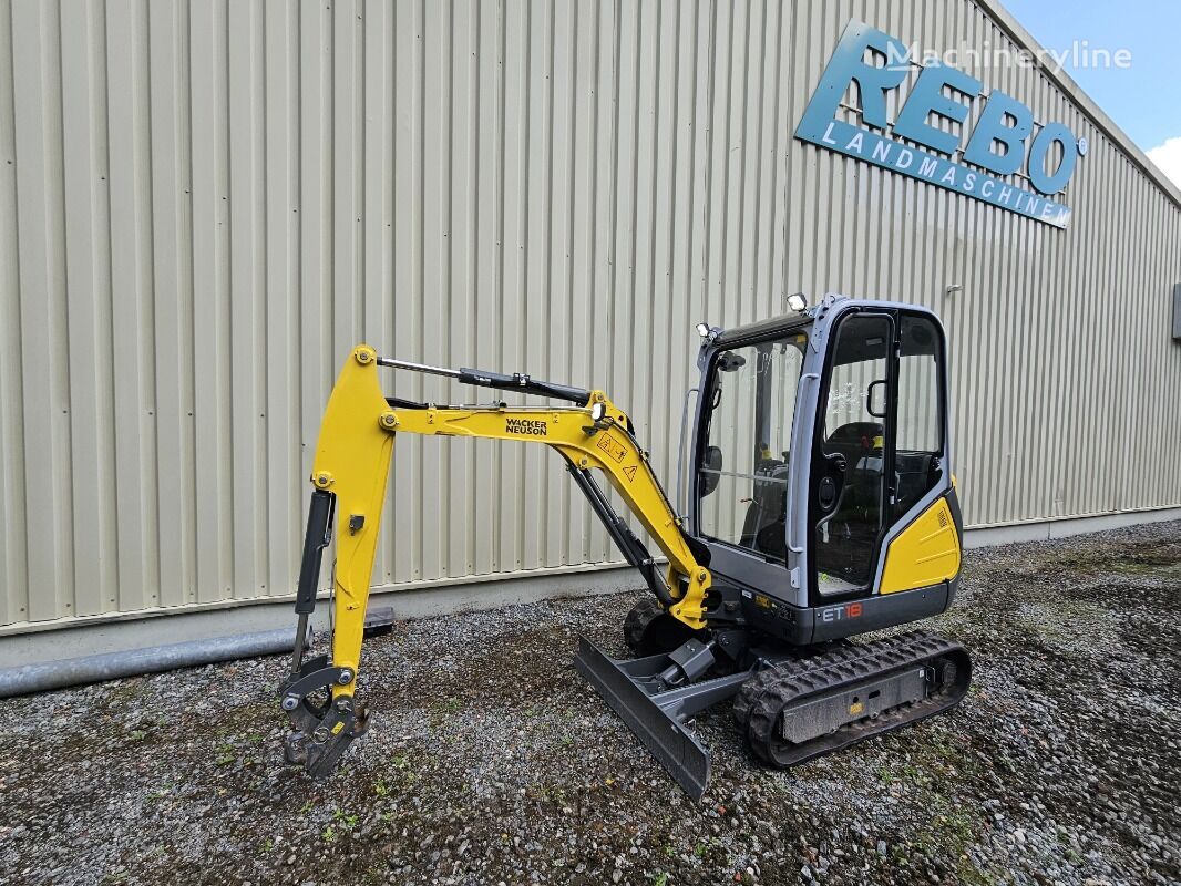 novi Wacker ET 18 mini bager