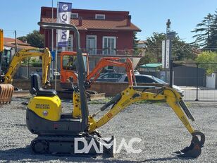 حفارة صغيرة Wacker Neuson 803