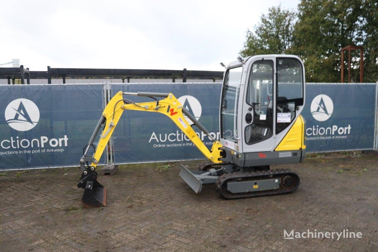 Wacker Neuson ET16 mini excavator