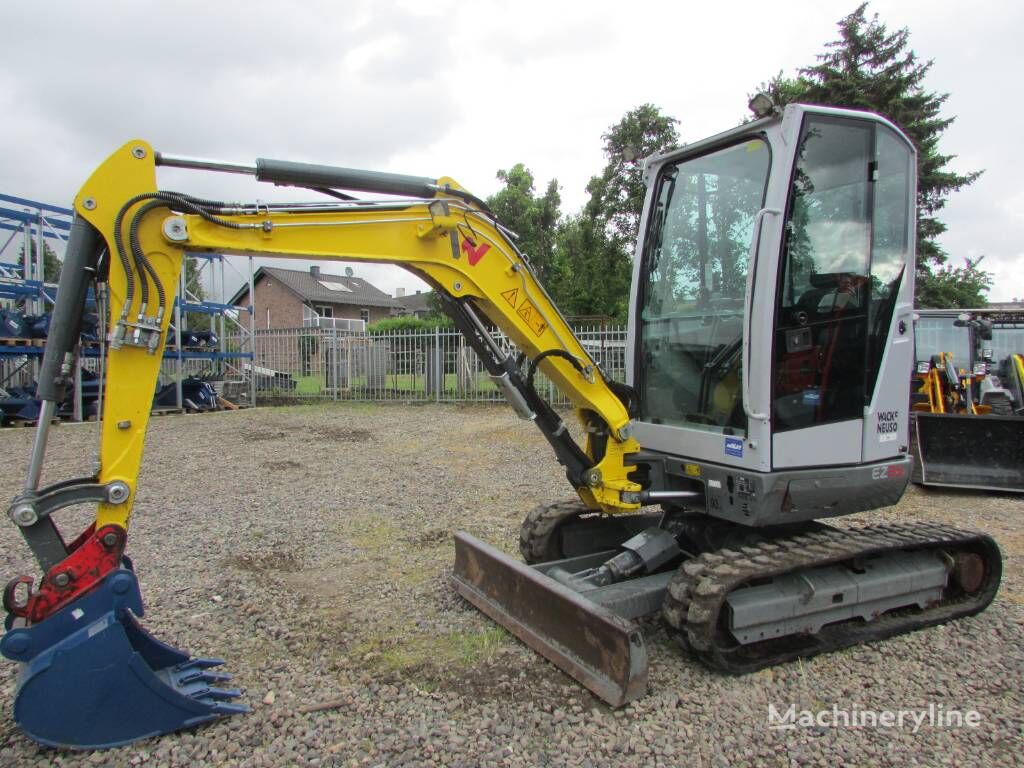 máy đào cỡ nhỏ Wacker Neuson EZ 26 Edition A Minibagger 28000 EUR netto