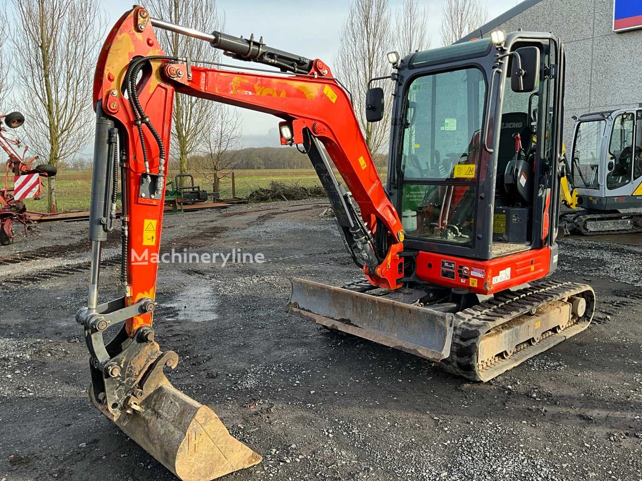 XCMG XE27E minigraver