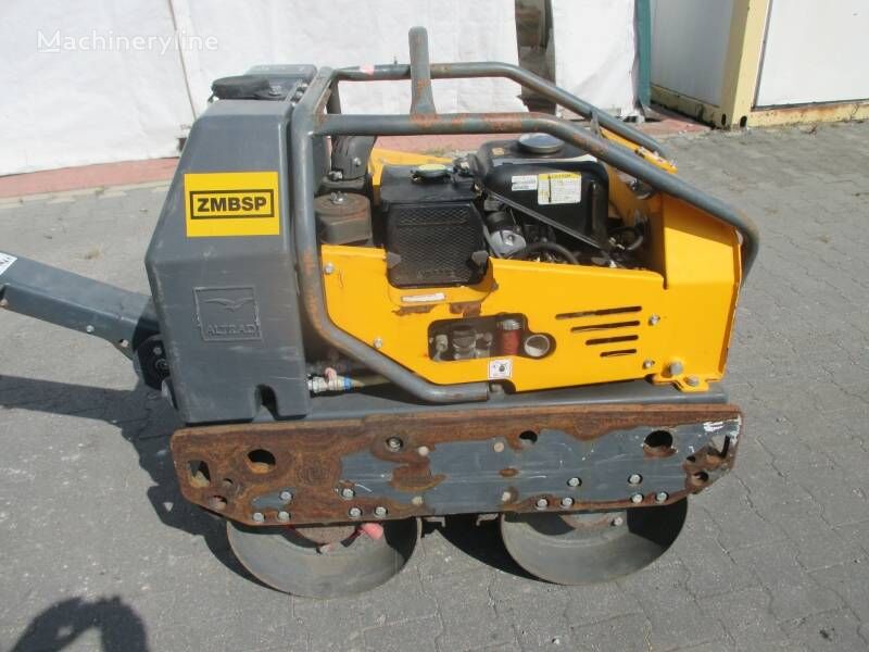 Altrad TDX650A mini road roller