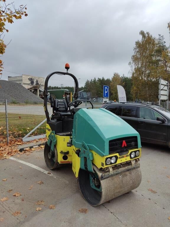 Ammann N ARX23-2 compactador manual