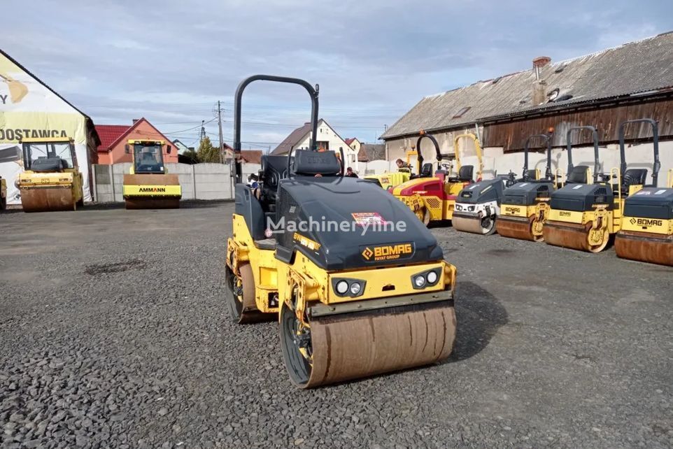 BOMAG BW 120 AD-5	Úthenger compactador manual