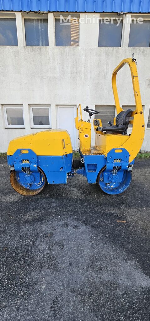 BOMAG BW100AD-3 compactador manual