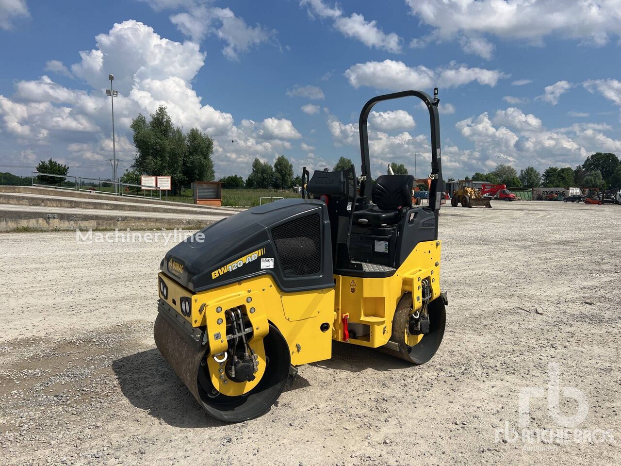 Compacteur à main BOMAG BW120AD-5 (Unused) à vendre | Machineryline LU Compacteur à main BOMAG BW120AD-5 (Unused) neuf - Machineryline