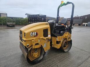 тротуарный каток Caterpillar CB2.7GC