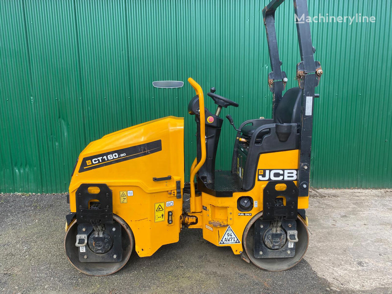 тротуарный каток JCB CT160-80