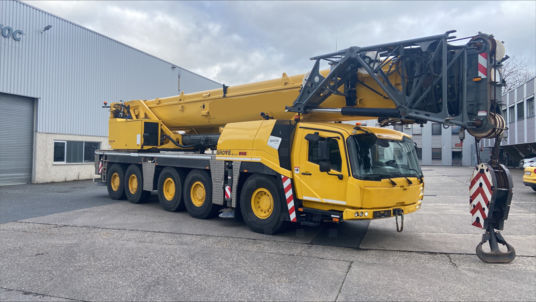 Grove GMK 5200-1 mobile crane