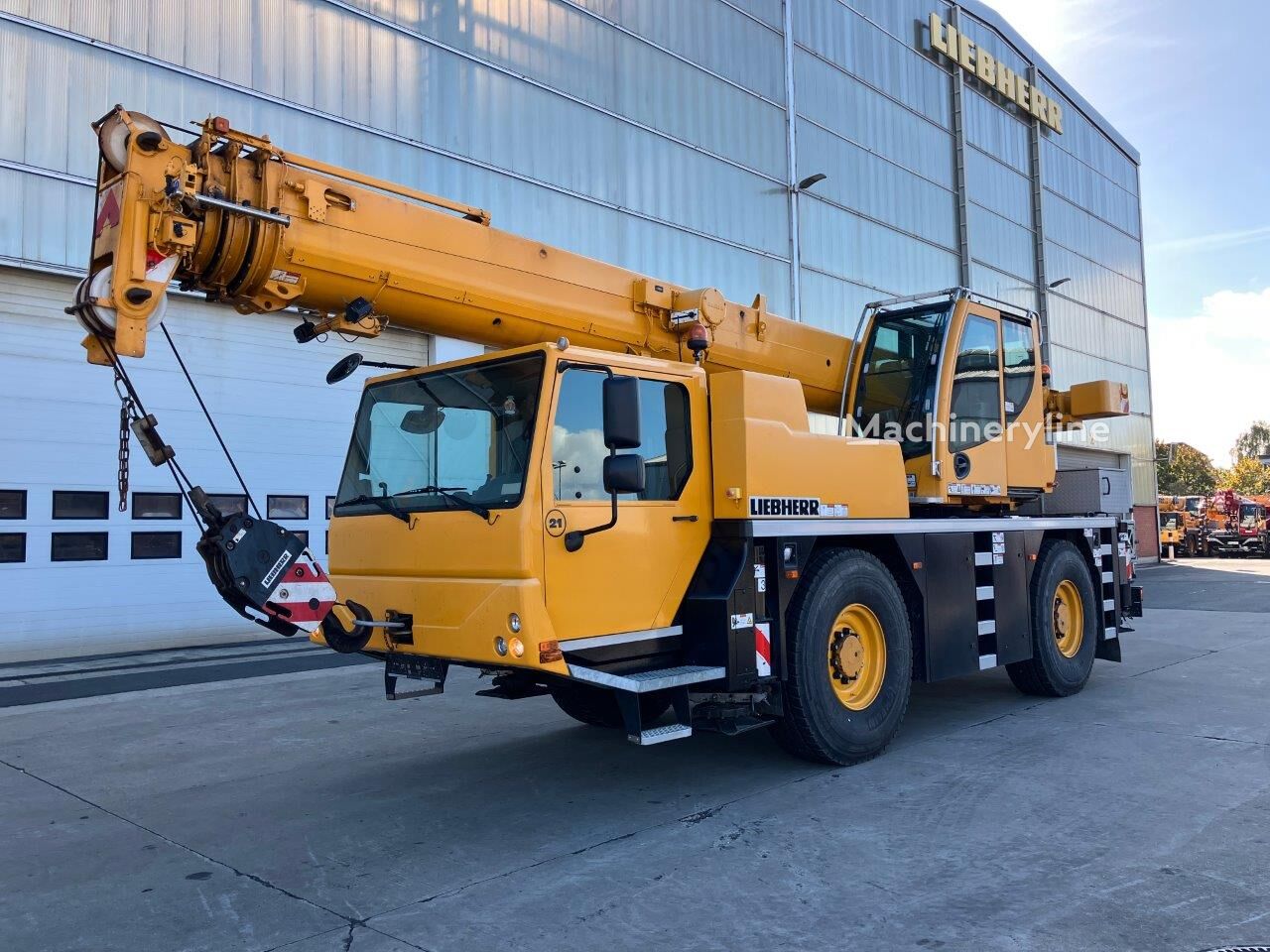 Liebherr LTM 1030-2.1 mobile crane for sale | Machineryline AU Liebherr LTM 1030-2.1 mobile crane - Machineryline